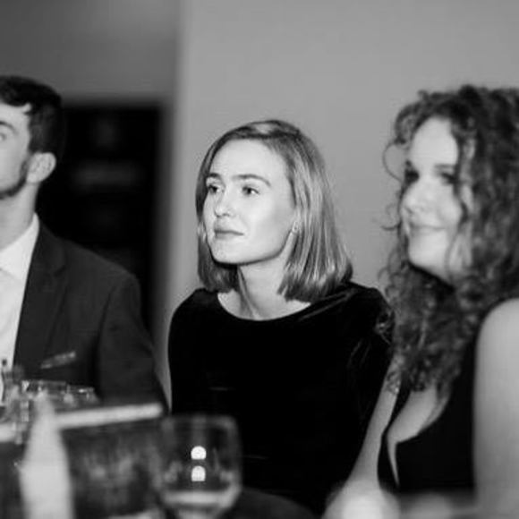 Meet your Posher, Alyssa. - Picture 1 of 1